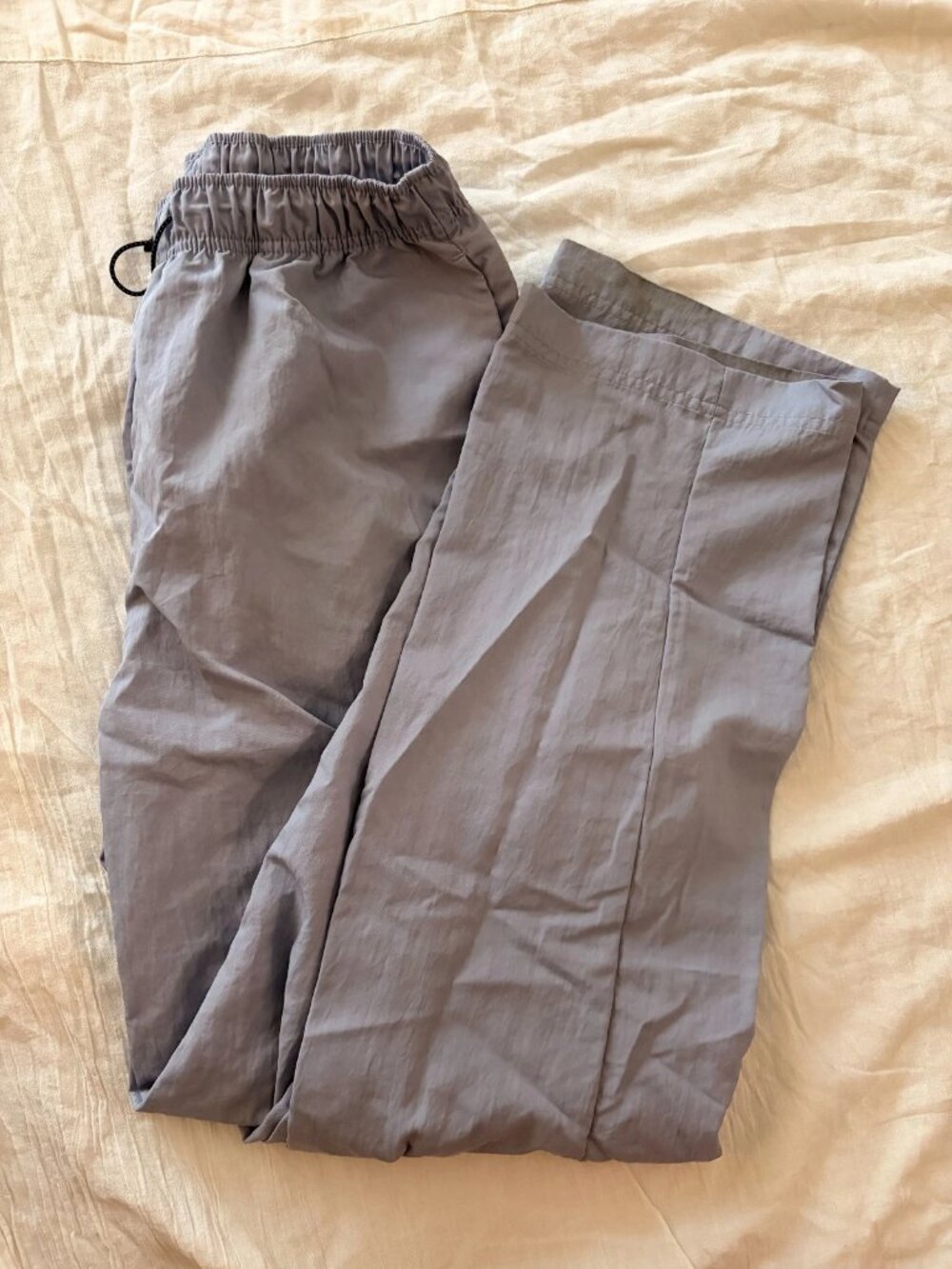 Nike DO7209 519 Essential Women’s High Rise Woven Purple Cargo Pants